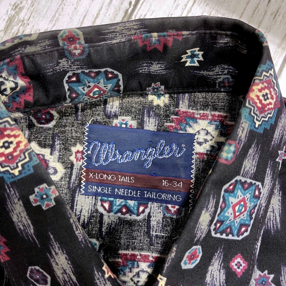 VTG Wrangler Cowboy Cut 16-34 X-Long Tails Aztec Print Bold Southwest *Read* - Picture 3 of 8